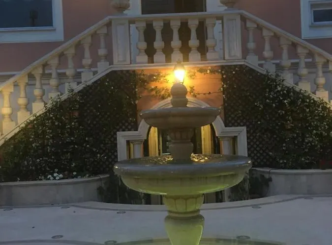 Couette-café Villino Margherita 4*